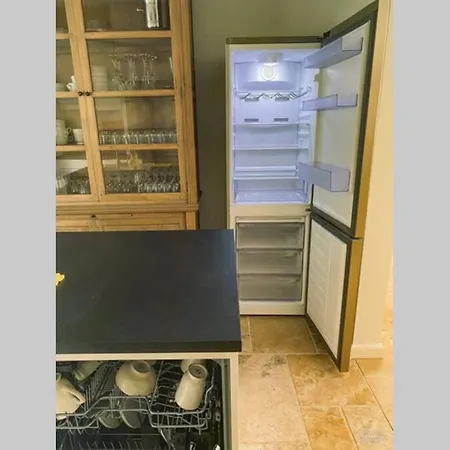 Gastenhuis Prachtige Historische Vierkant Hoeve Semesterbostad *