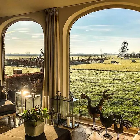 Gastenhuis Prachtige Historische Vierkant Hoeve * Broechem